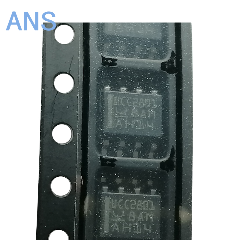 UCC2801D